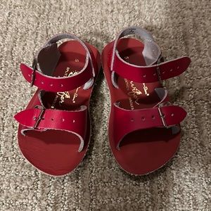 Sun-San surfer sandals